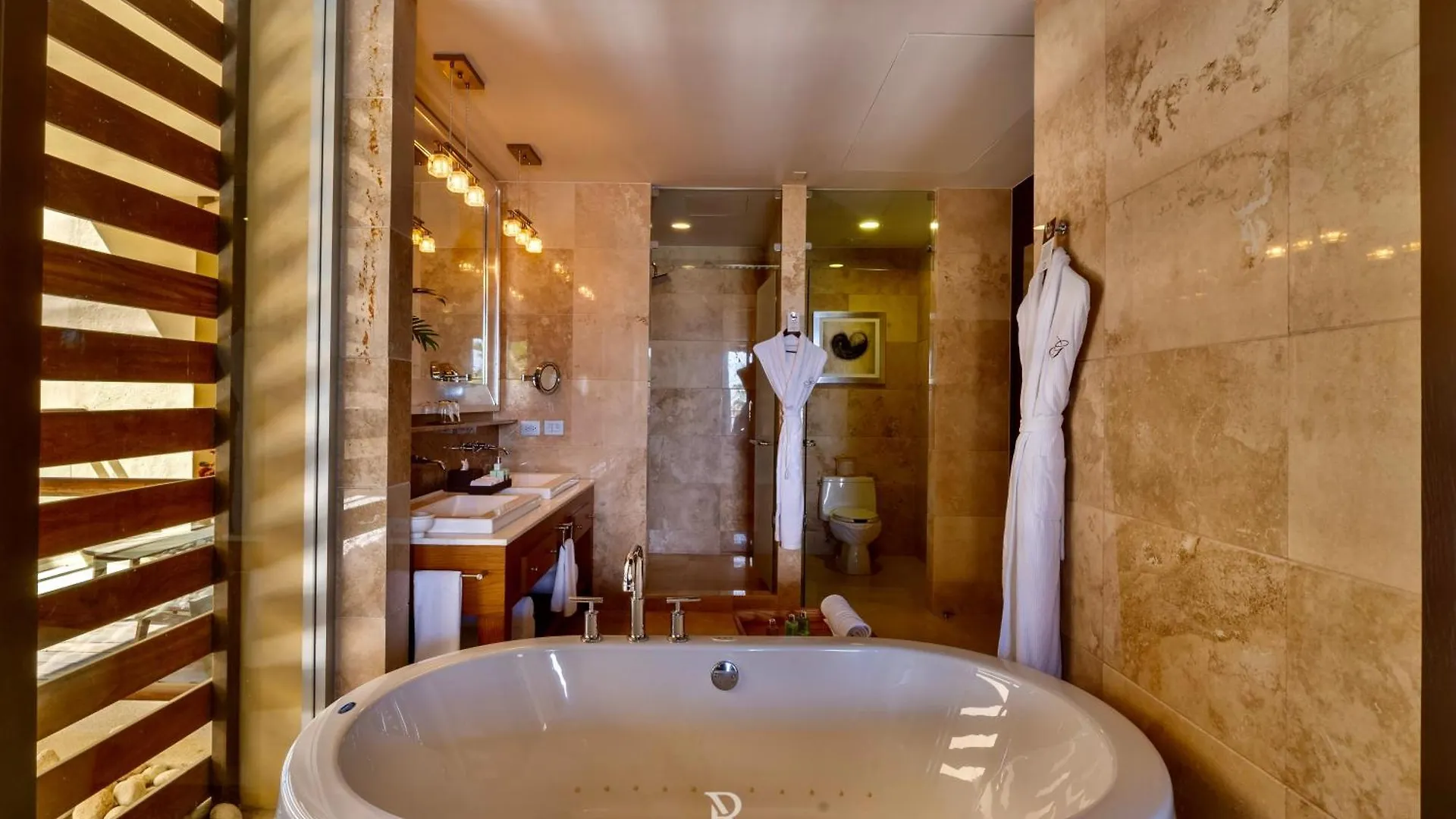 Grand Luxxe Two Bedroom Suite - Riviera Maya Puerto Morelos Resort