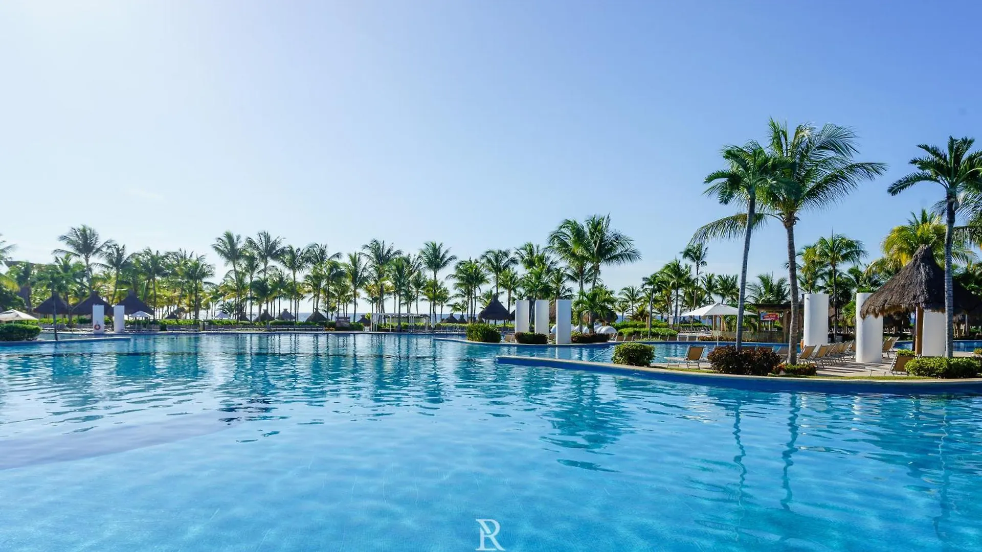 Grand Luxxe Two Bedroom Suite - Riviera Maya Puerto Morelos Mexico