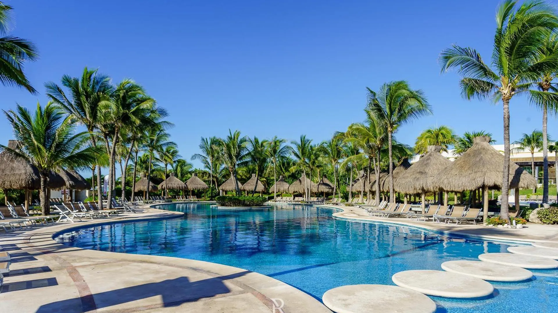 Grand Luxxe Two Bedroom Suite - Riviera Maya Puerto Morelos Mexico